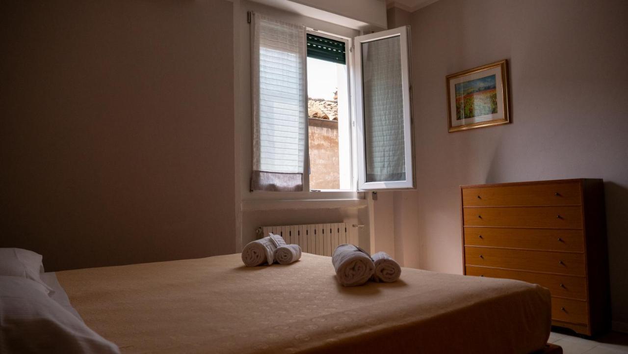 Albergo Tecla ラツィーゼ エクステリア 写真